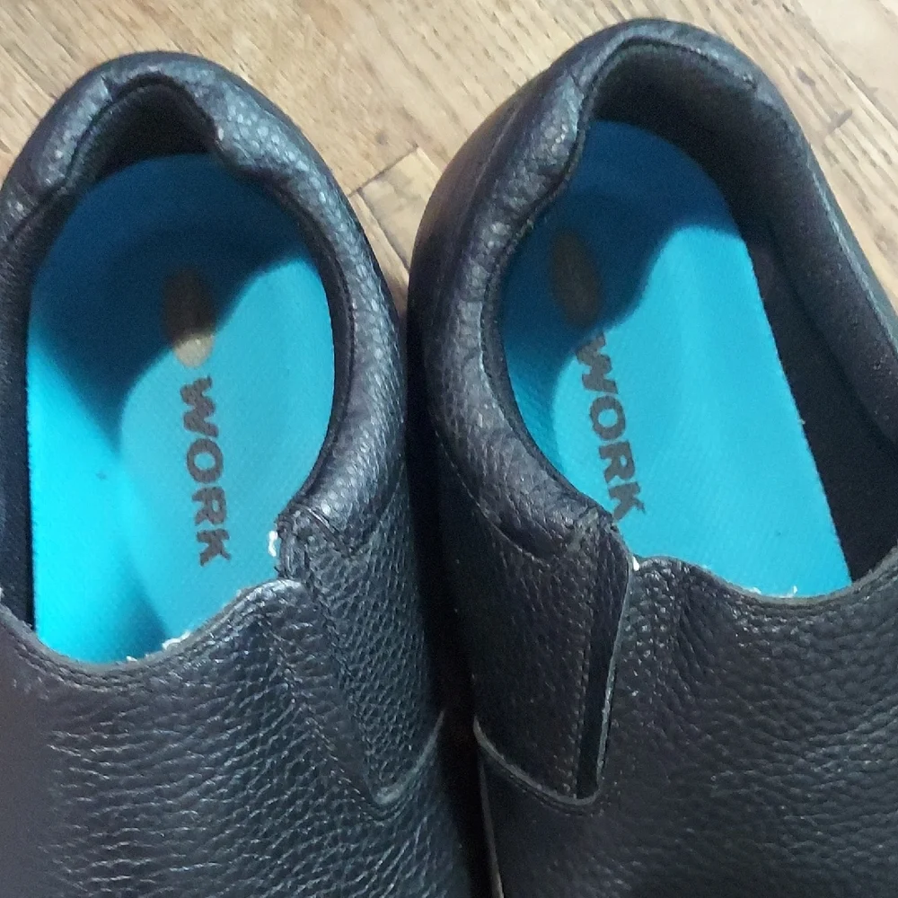 Dr. Scholl's Men's Black Leather Loafers - Picture 9 of 11